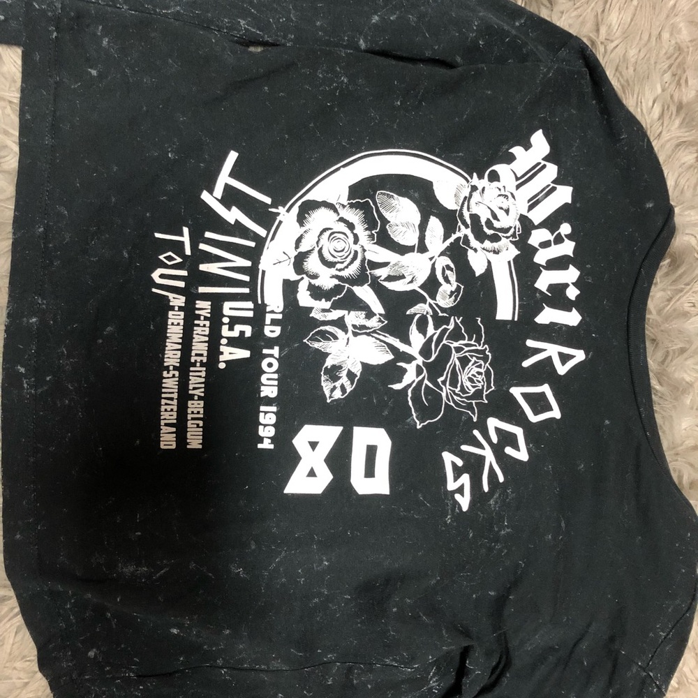 Vintage long sleeve band crop tee